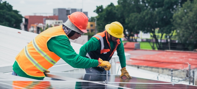 solar technicians installing solar panels